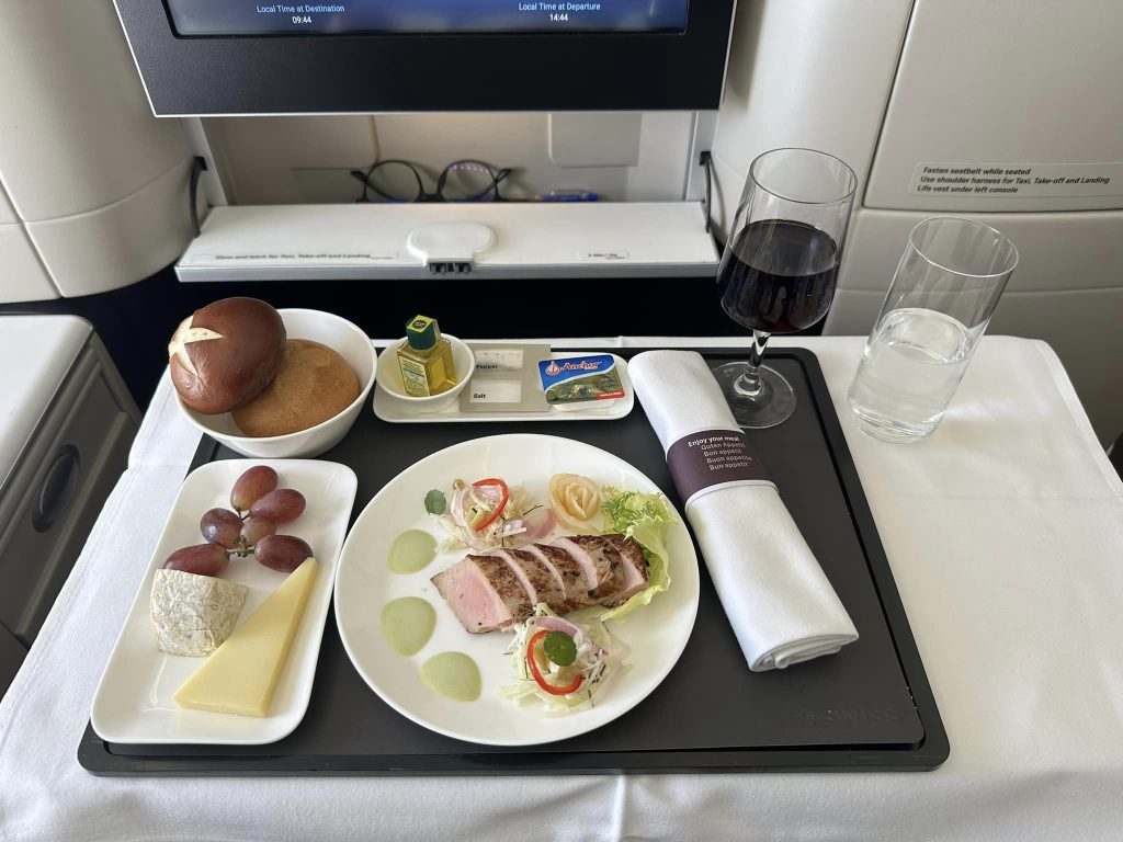 Exploring SWISS Business Class: A Comprehensive Review 5 Swiss Business