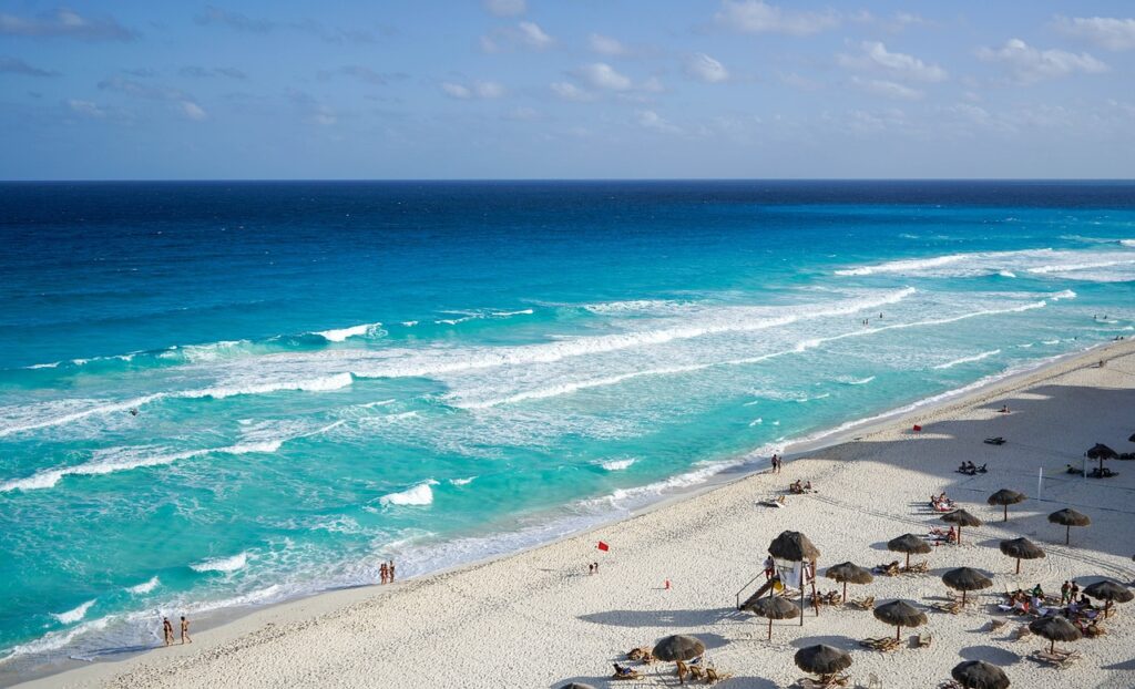 Philadelphia to Cancun