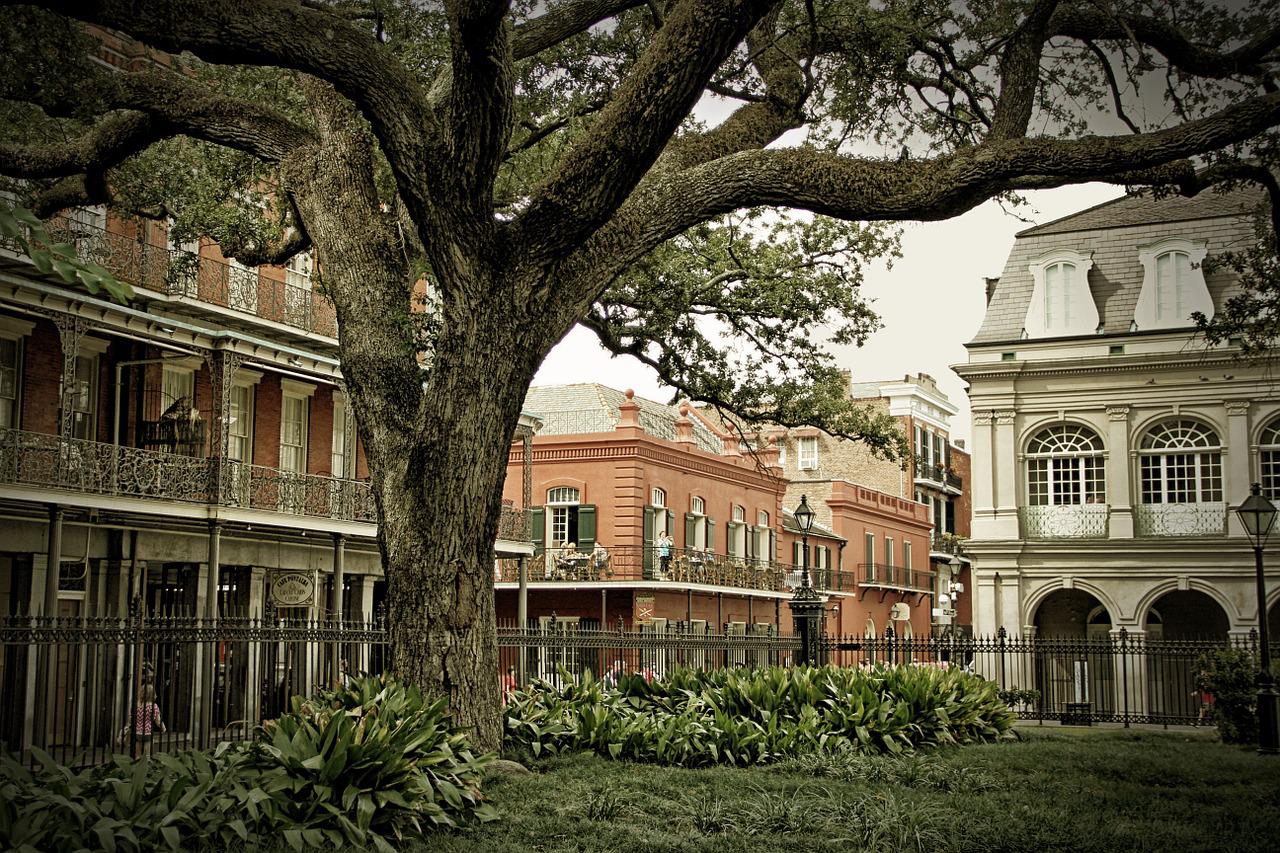 french quarter 557458 1280